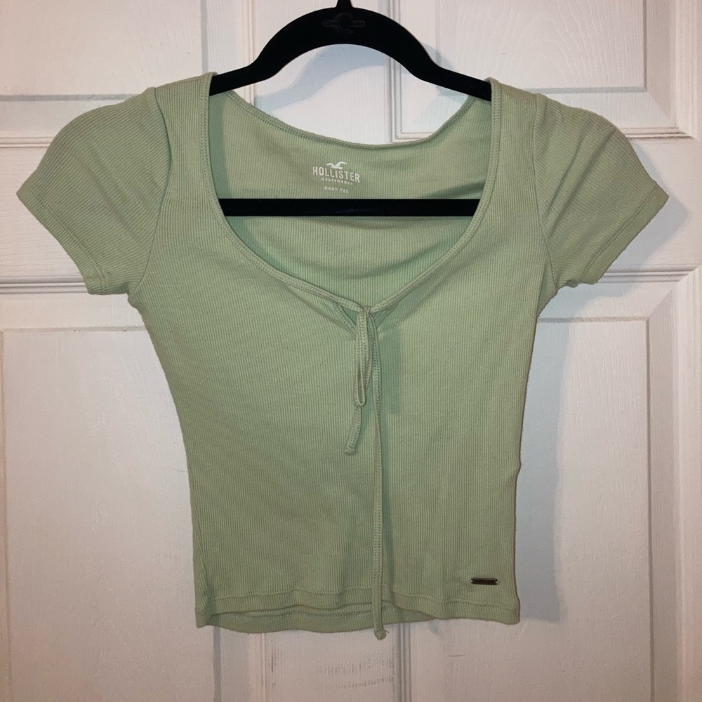 Hollister Crop Top